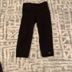 Gap fit cropped leggings